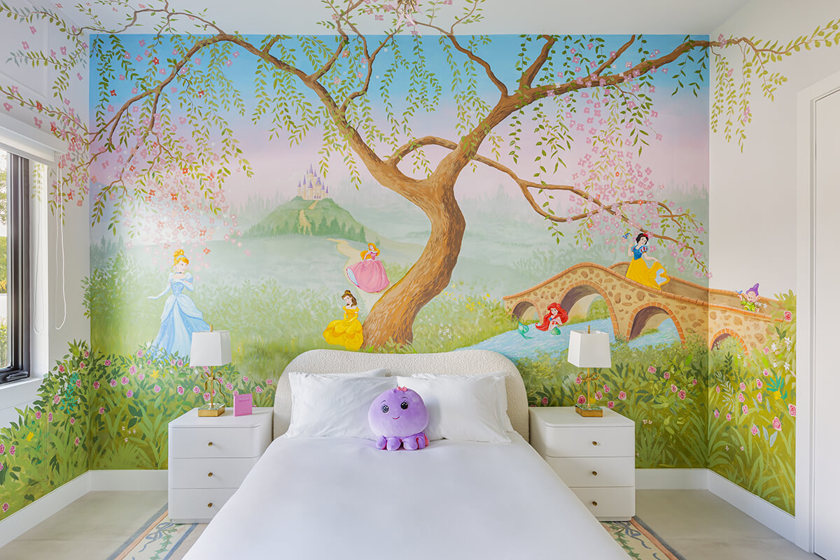 Maite Granda — Enchanted Fairytale Suite with Hand-Painted Nature Mural